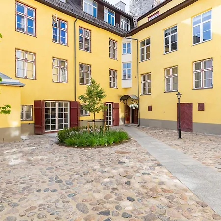 Toompea Castle Hideaway Apartment Tallinn